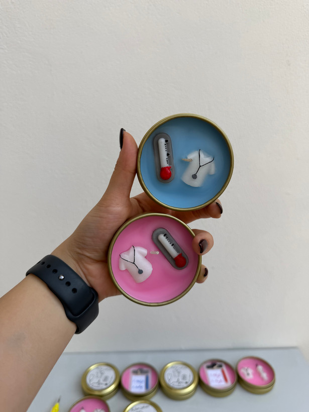 شمع گیفت پزشکی قوطی فلزی